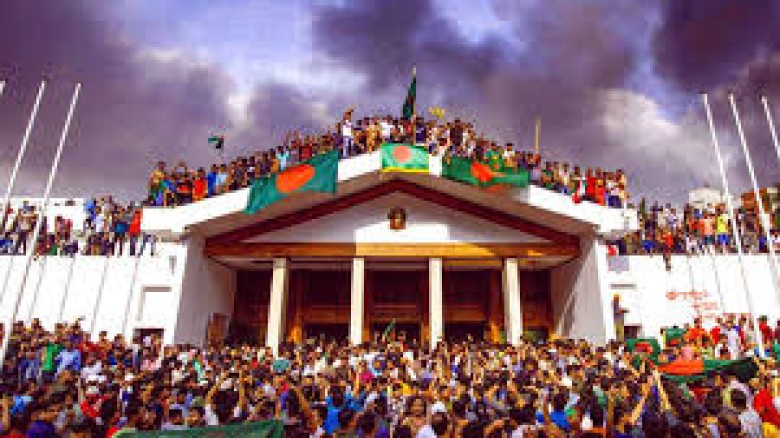 জুলাই সনদ চুড়ান্ত করতে জাতীয় ঐক্যমত কমিশনে বৈঠক।...