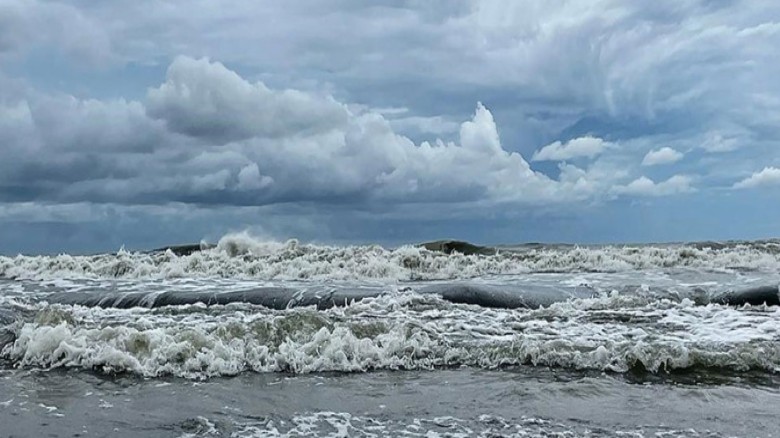 Bay of Bengal warning signal number 3