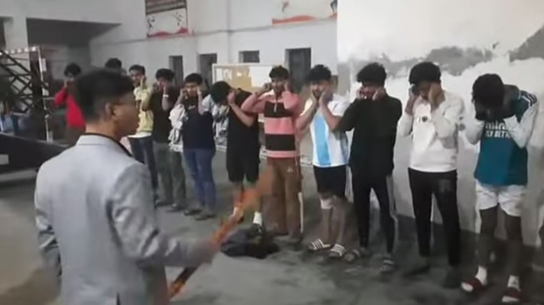 ভিডিও ছড়ানোর পর পদত্যাগের সিদ্ধান্ত জানালেন ডাকসু সদস্য সর্বমিত্র চাকমা