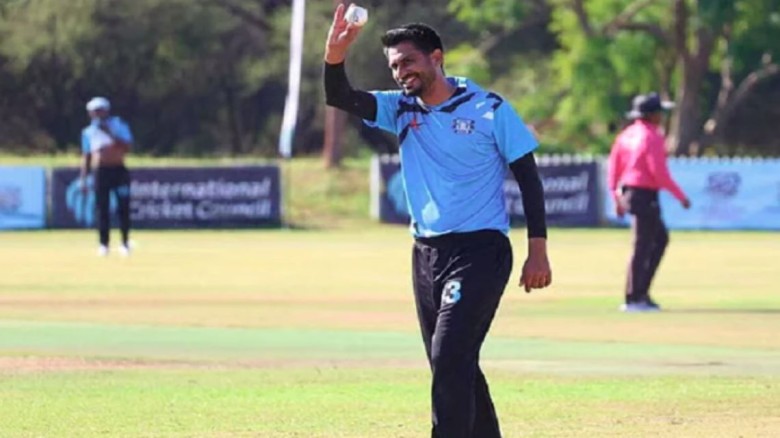 ২ রানে ৬ উইকেট নিয়ে অবিশ্বাস্য বিশ্ব রেকর্ড